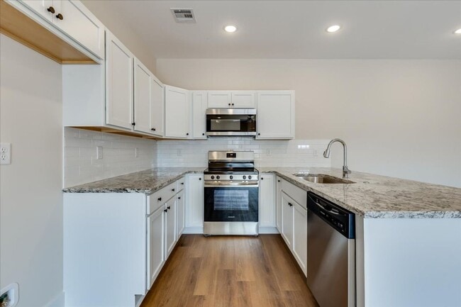 Building Photo - 101 Mendocino Ct