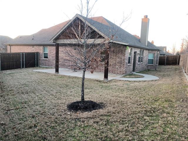 Building Photo - 2141 Lake Pine Dr