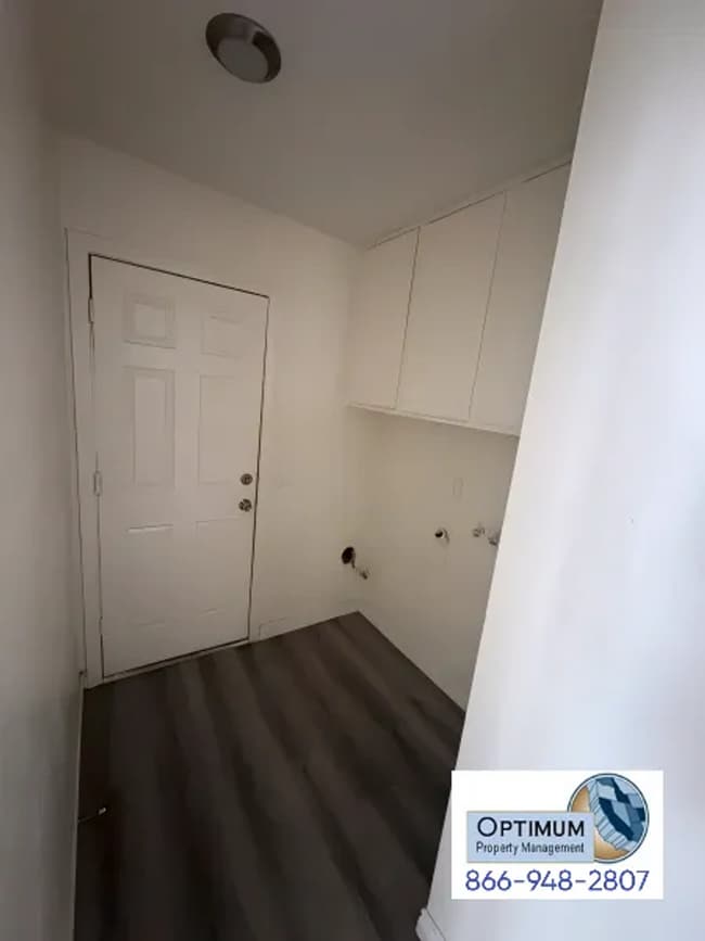 Building Photo - Beautifully newly remodeled 2-bedroom, 1-bathroom home