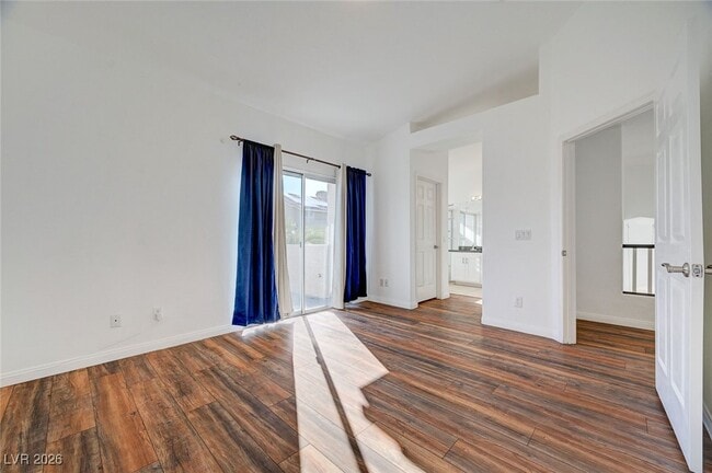 Building Photo - 2403 Rue De Versailles