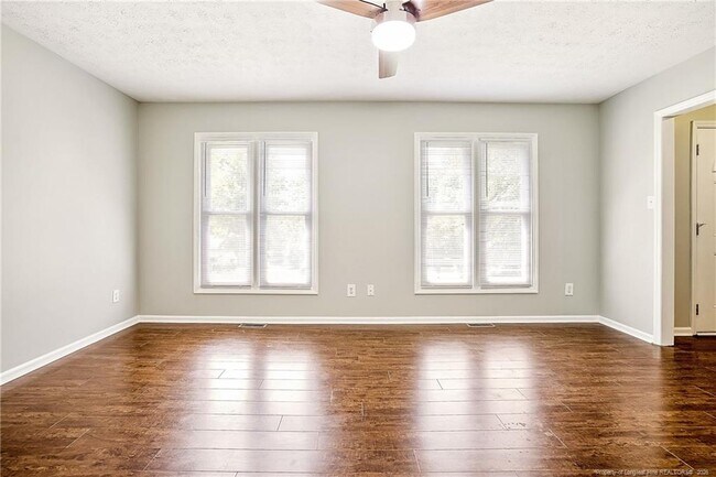 Building Photo - 221 Waxhaw Dr