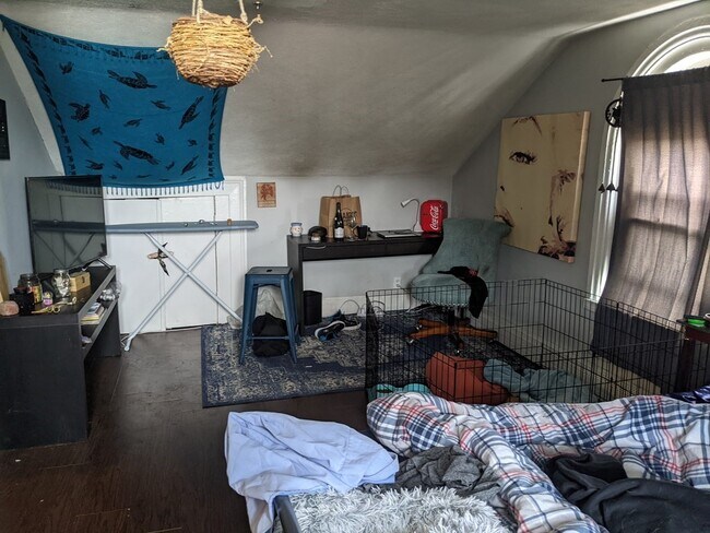 Building Photo - 44 Highland St