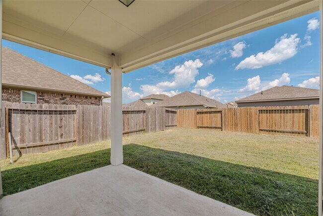 Building Photo - 10323 Birch Peak Dr