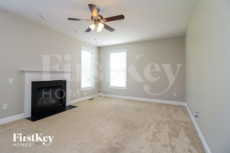 Building Photo - 4012 Ballard Farm Rd