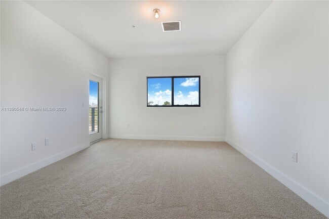Building Photo - 4413 NW 9th St.