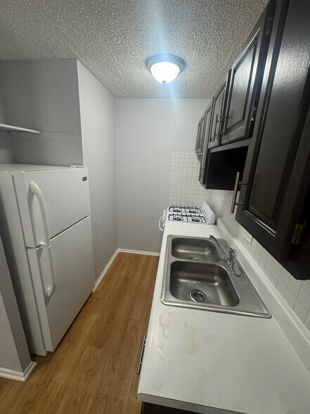 Building Photo - 4636 N Beacon St