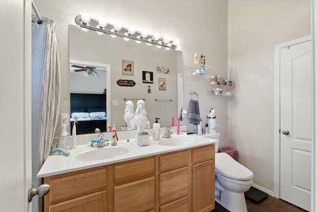 Building Photo - 9616 Puccini Tr NW