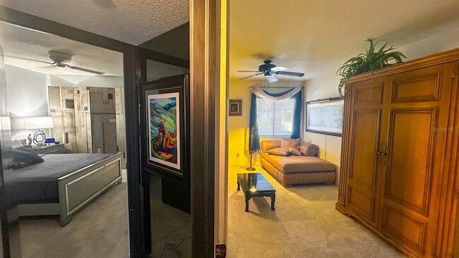 Building Photo - 1635 Royal Palm Dr S