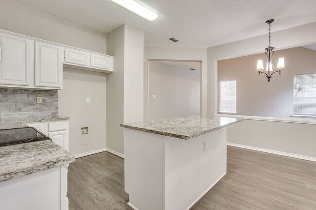 Building Photo - Great Large 4 Bedroom, 2.5 Bath Home Ready for New Tenants- Crowley ISD- 76123
