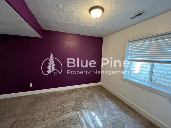 Building Photo - 157 Leesburg Ln
