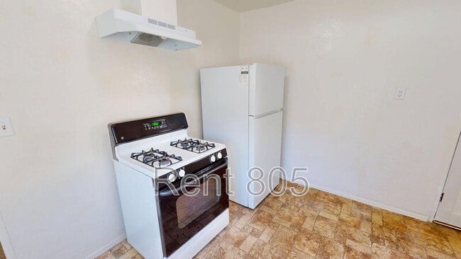 Building Photo - 9128 Nye Rd