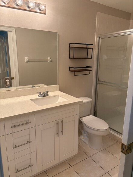 Building Photo - 5145 Palmbrooke Cir