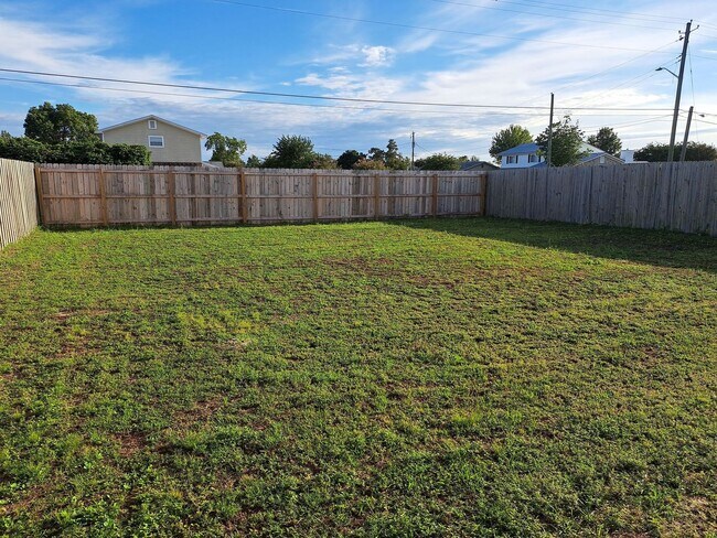 Building Photo - 207 Ryder Ln
