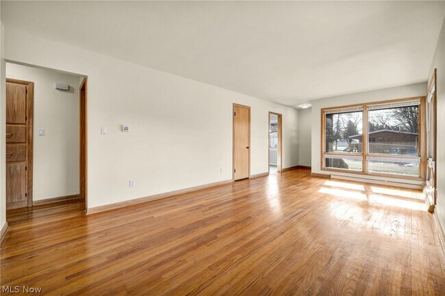 Building Photo - 1171 Jason Ave