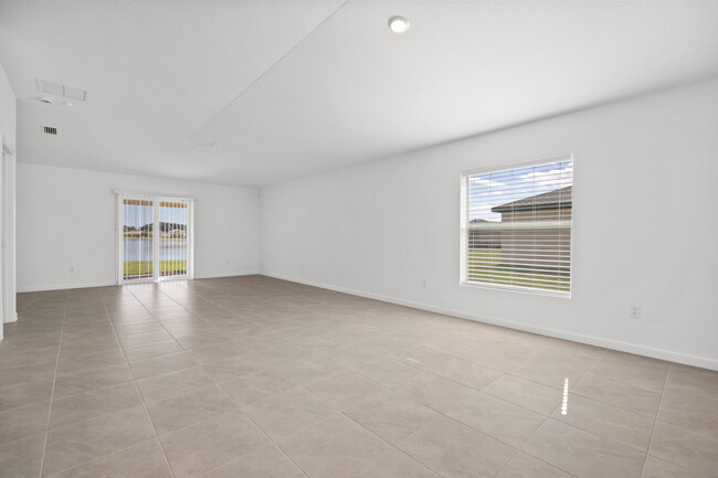 Building Photo - 965 Bent Creek Dr