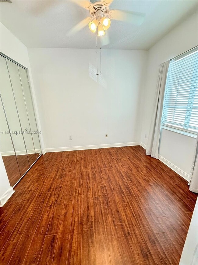 Building Photo - 312 SW 14th Ave