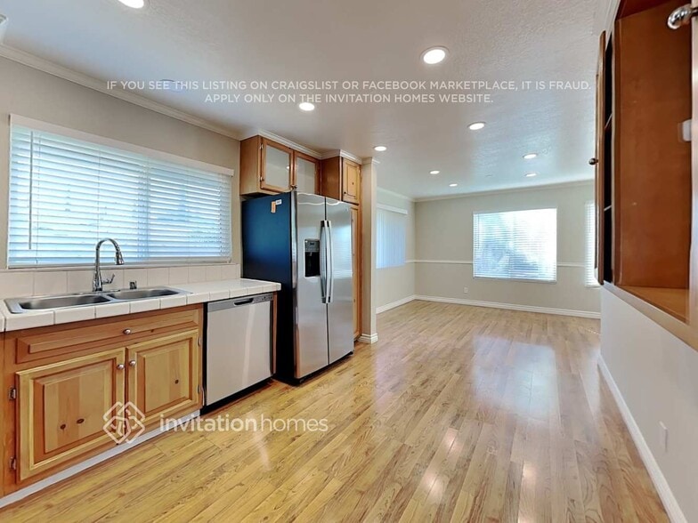 Building Photo - 23037 Magnolia Glen Dr