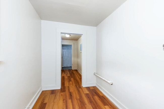 Building Photo - Norwood 3 BR Home