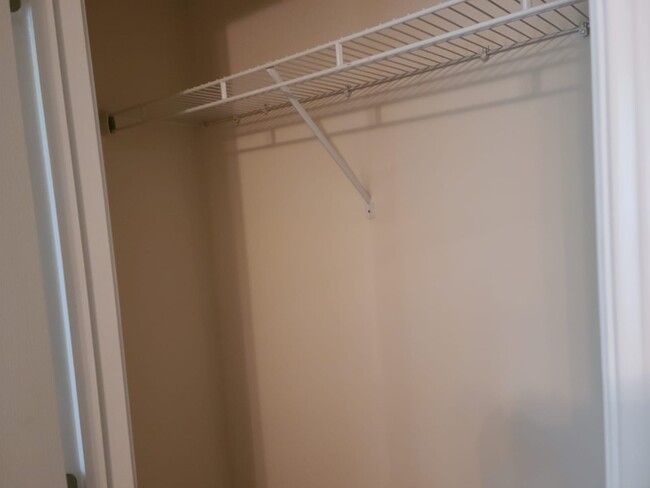 Guest Bed 2 Closet - 10240 Blakeney Preserve Dr