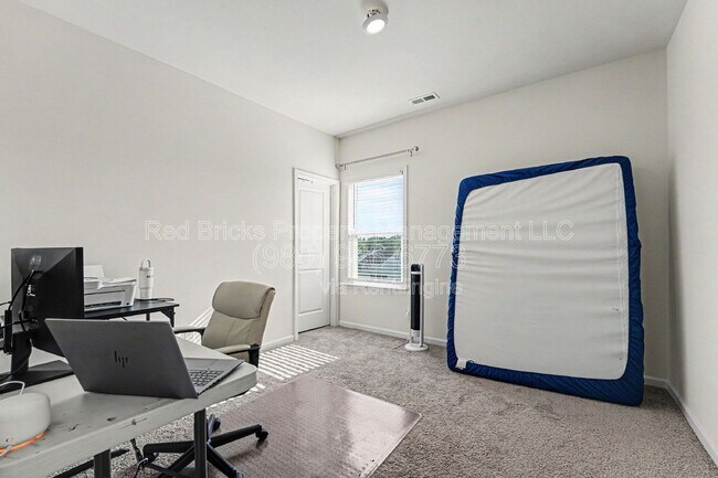 Building Photo - 13126 Chopin Ridge Rd