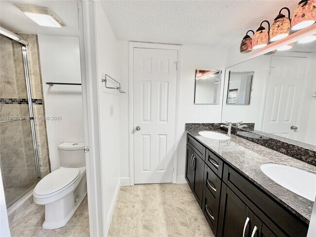 Building Photo - 8632 NW 34th Pl