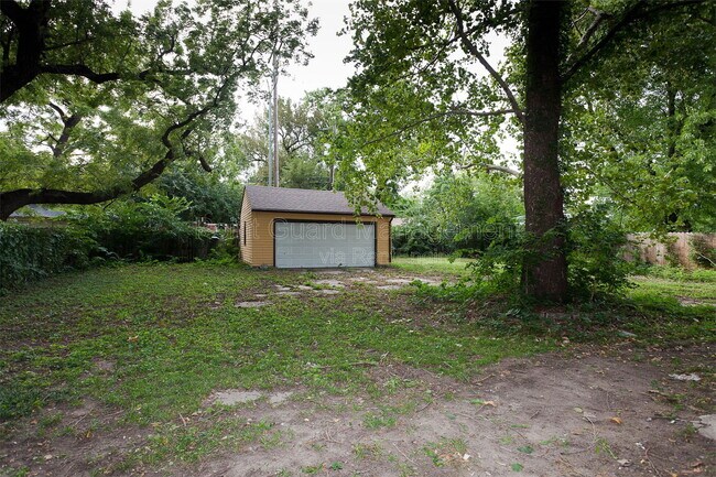 Building Photo - 1217 Bitting St