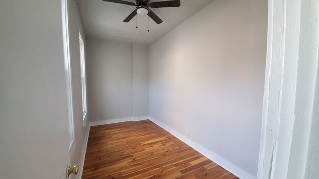 Building Photo - Totally renovated! Close to the F.C. Stadium! Over the Rhine!