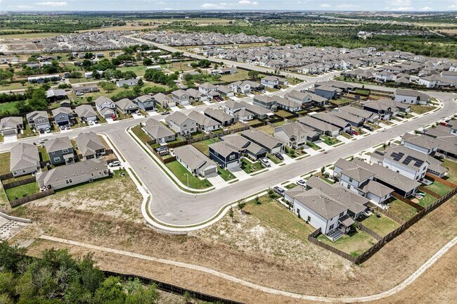 Building Photo - 6915 Tiznow Ln