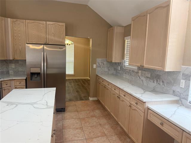 Building Photo - 9200 Fairwood Ct