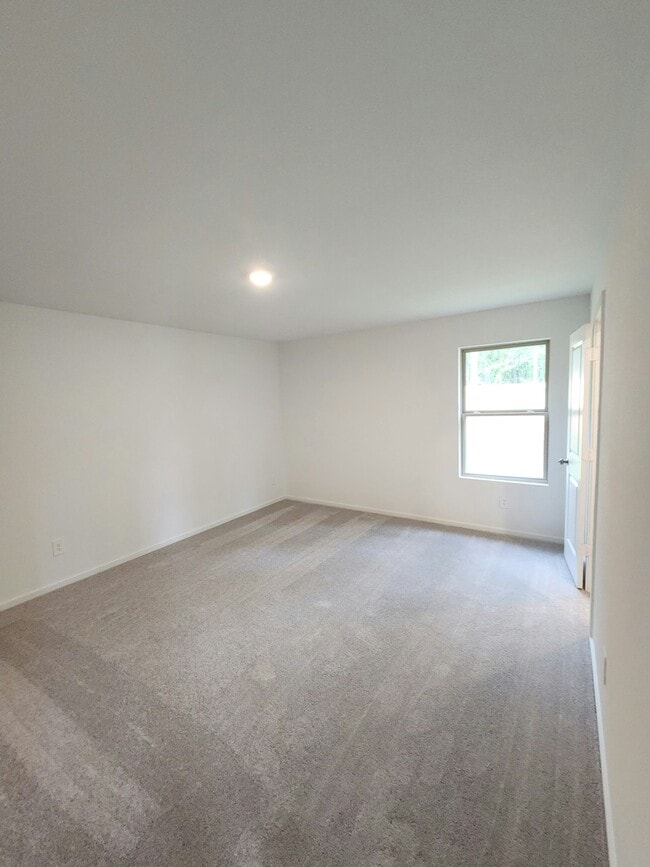 Building Photo - 22463 Douglas Ct