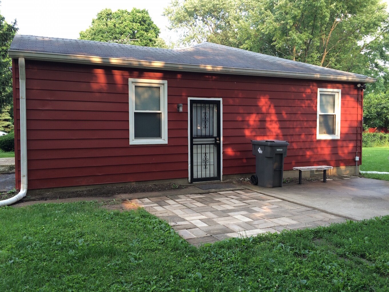 Building Photo - 2659 W 22nd St