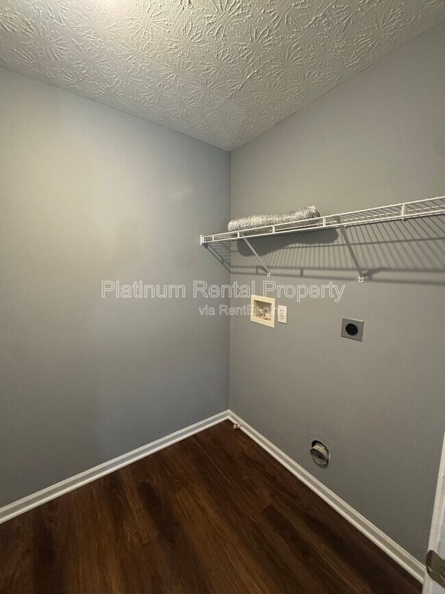 Building Photo - 1780 Campbell Ives Ct SW