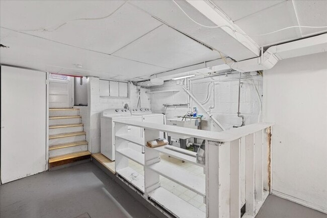 Building Photo - 51 George St