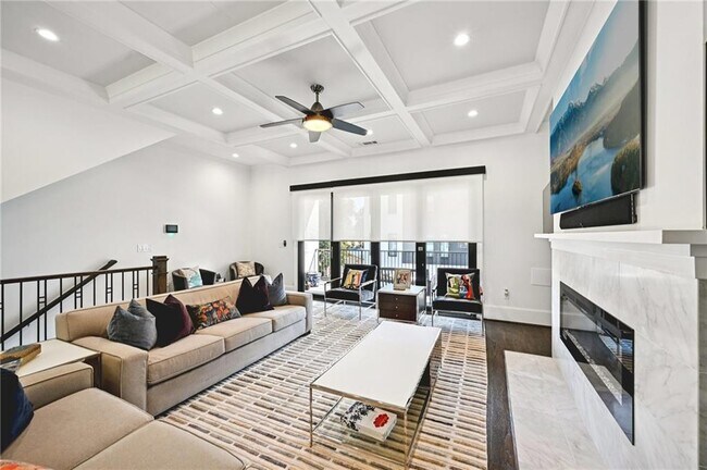 Building Photo - 1108 Briar Cove Cir