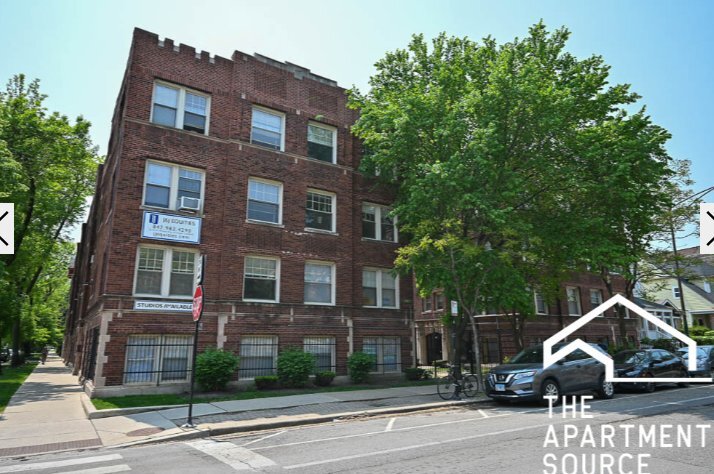 Building Photo - 3265 W Wrightwood Ave