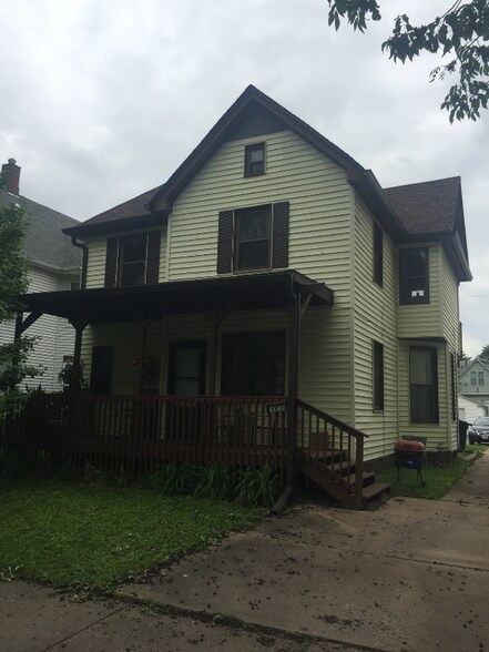 Building Photo - 1418 11th St