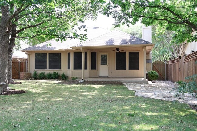 Building Photo - 3120 Cohoba Dr
