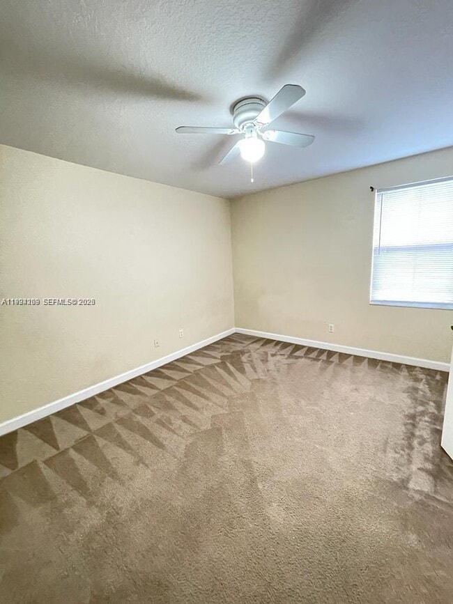 Building Photo - 19183 N Hibiscus St