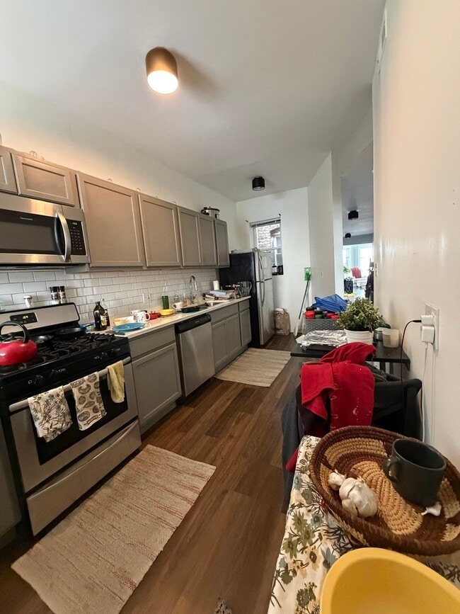 Building Photo - 3339 W Adams St