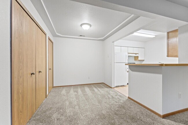 Building Photo - 2102 Stirrup Ln