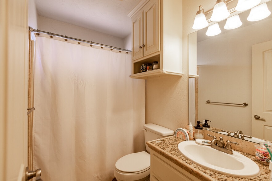Bathroom - 313 Kody Ct