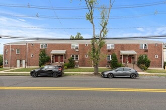 Building Photo - Lexander Manor Apartments