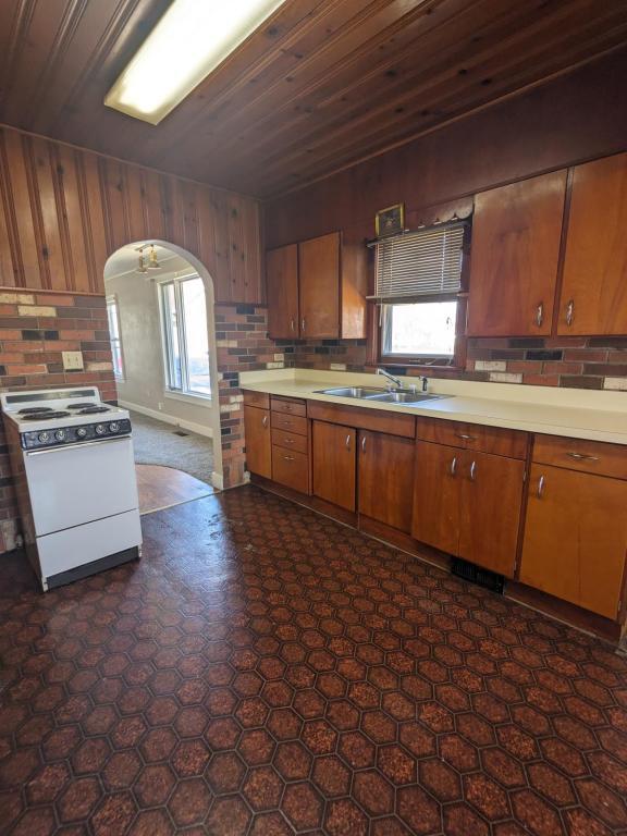 Building Photo - 1112 S Waugh St