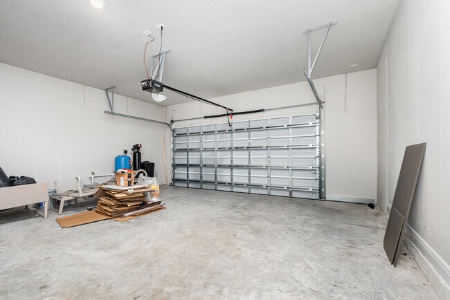 Building Photo - 448 St Andre Blvd