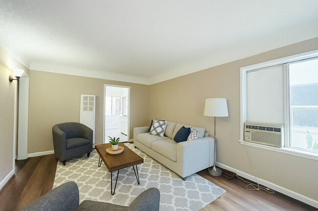 Building Photo - Sylvan Apartments
