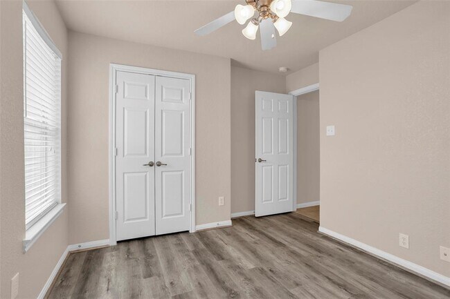 Building Photo - 24615 Tribeca Ln