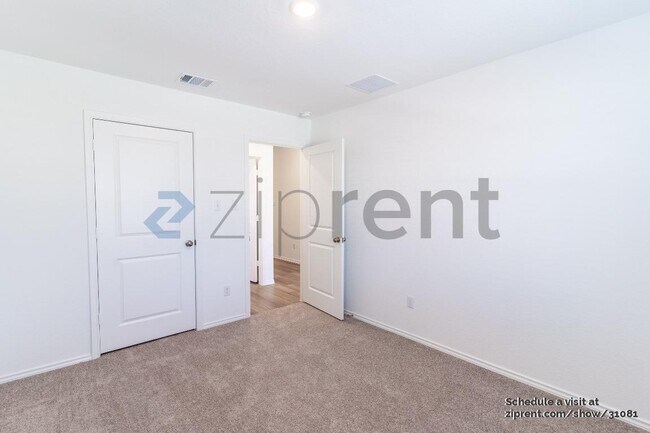 Building Photo - 2301 Four Waters Lp