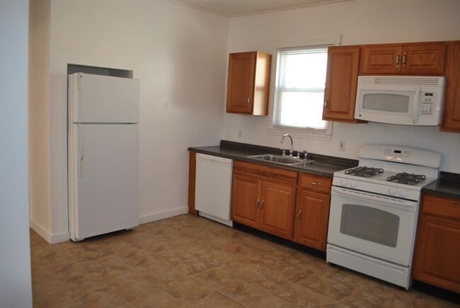 Building Photo - 40 I St