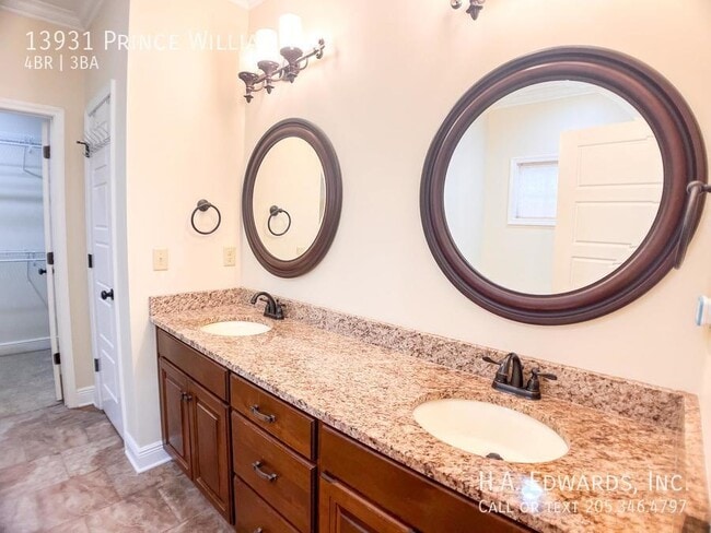 Building Photo - 13931 Prince William Way