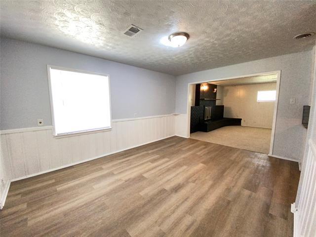 Building Photo - 2115 Ridgeway St